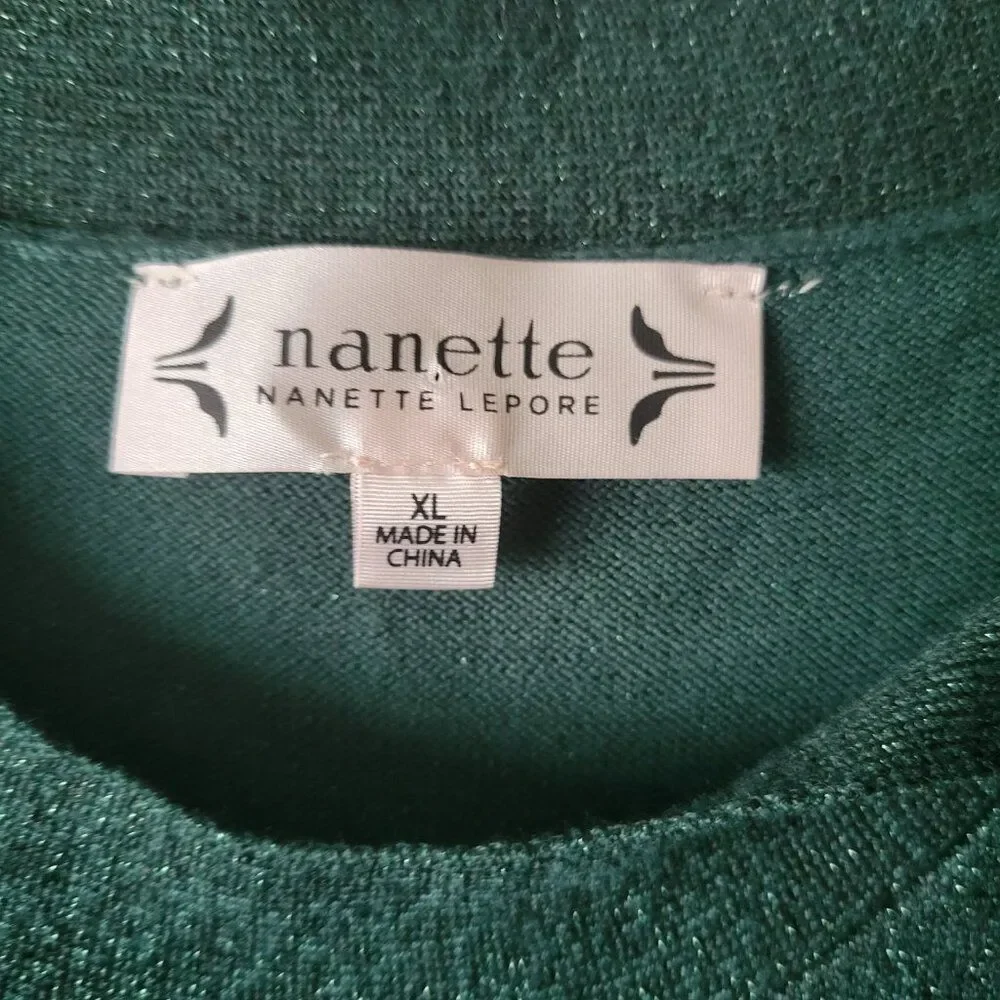 Elegant Green Knit Dress - Picture 10 of 11